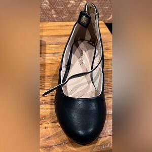 Dream Pairs Women's Elegant Black Flats